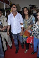 Akshay Kumar inaugurates Upper Crust show in Mumbai on 14th Dec 2012 (55).JPG